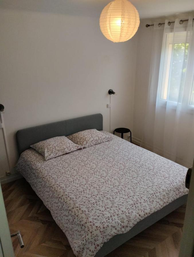 Appartement Aux Alyscamps 2, Climatisation, Wifi, Parking Арл Екстериор снимка